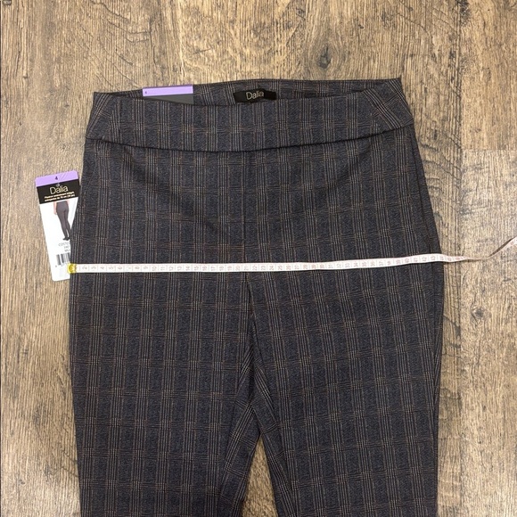 Dalia Gray Plaid Pants - Picture 6 of 9